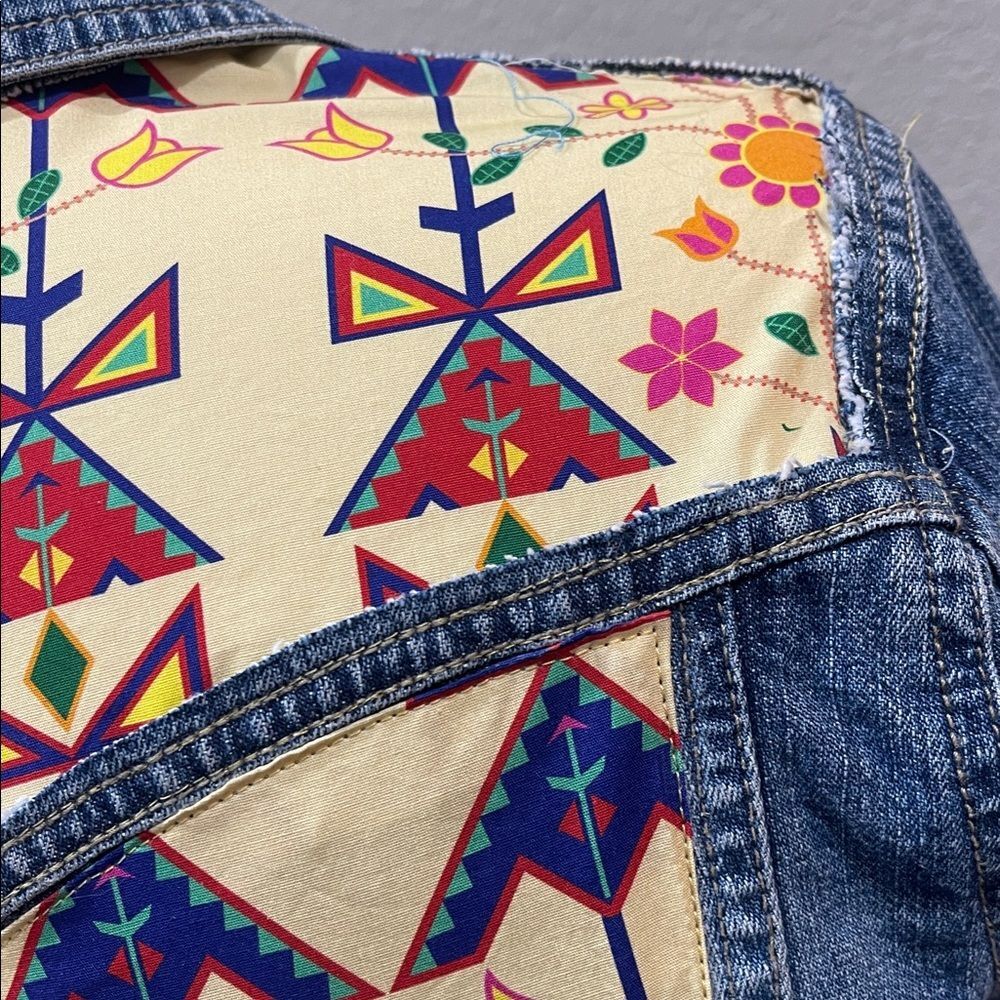 Upcycled blue jean jacket with yellow tribal fabric inserts, juniors size 7/9 - Picture 6 of 6
